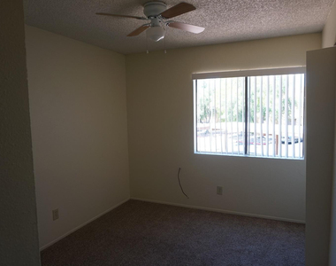 3511 E Baseline Road - Photo Thumbnail 7