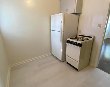 1530 W Mulberry Drive - Photo Thumbnail 7