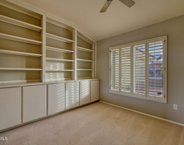 15704 W Sentinel Drive - Photo Thumbnail 4