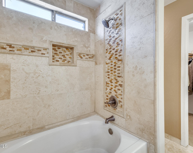 2022 E Wahalla Lane - Photo Thumbnail 26
