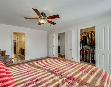 2022 E Wahalla Lane - Photo Thumbnail 24