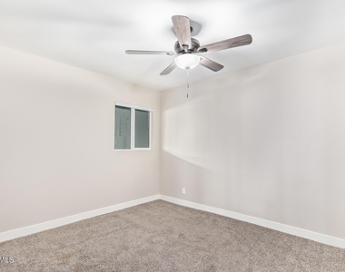 2136 W Village Drive - Photo Thumbnail 24
