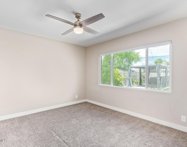 2136 W Village Drive - Photo Thumbnail 38