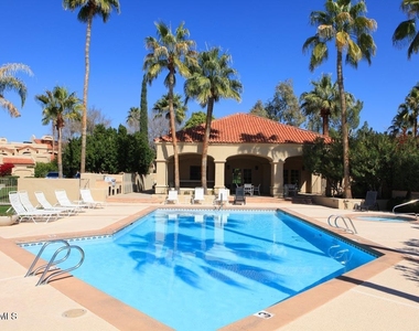 6218 N 30th Place - Photo Thumbnail 27