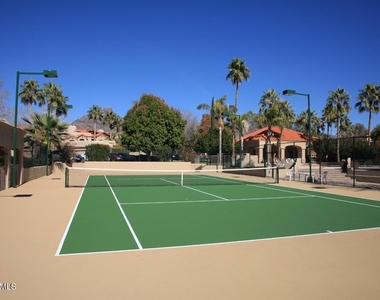 6218 N 30th Place - Photo Thumbnail 29