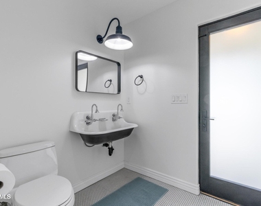 13859 N 45th Street - Photo Thumbnail 16