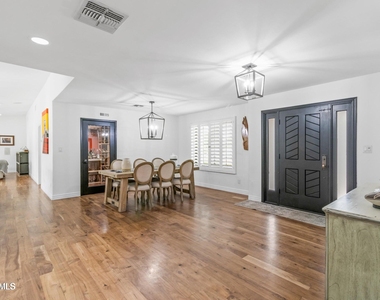 13859 N 45th Street - Photo Thumbnail 3