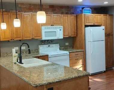 5031 N 81st Street - Photo Thumbnail 15
