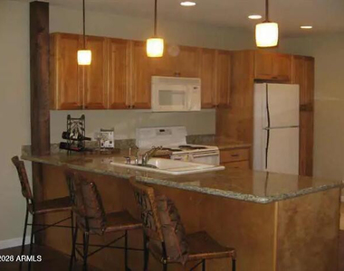 5031 N 81st Street - Photo Thumbnail 17