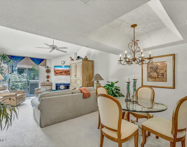 9460 E Mission Lane - Photo Thumbnail 9