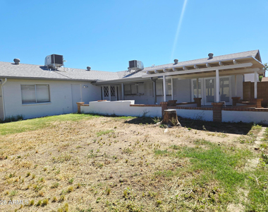 5132 W Las Palmaritas Drive - Photo Thumbnail 31