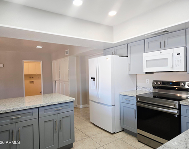 5132 W Las Palmaritas Drive - Photo Thumbnail 21