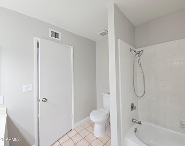 5132 W Las Palmaritas Drive - Photo Thumbnail 11