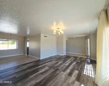 5132 W Las Palmaritas Drive - Photo Thumbnail 4
