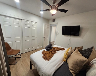 7225 E Villa - Photo Thumbnail 27