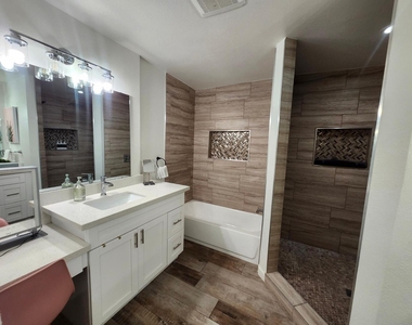 7225 E Villa - Photo Thumbnail 32