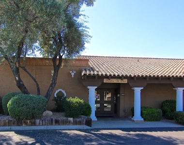 7618 N Via Camello Del Sur -- - Photo Thumbnail 32