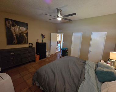 7045 E Wilshire Drive - Photo Thumbnail 21