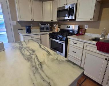7045 E Wilshire Drive - Photo Thumbnail 6