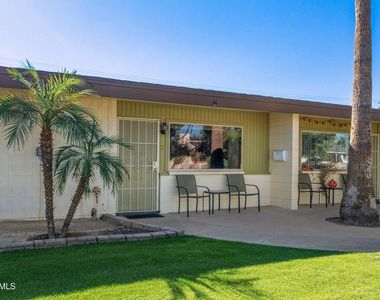 7045 E Wilshire Drive - Photo Thumbnail 1