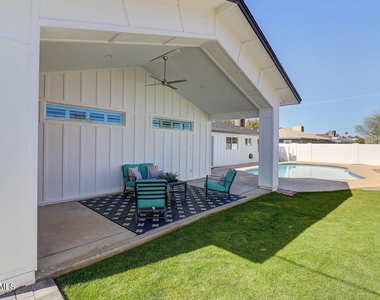 2617 N 81st Way - Photo Thumbnail 12