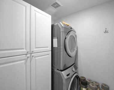 6349 N 78th Street - Photo Thumbnail 20