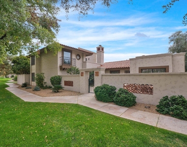 6349 N 78th Street - Photo Thumbnail 23