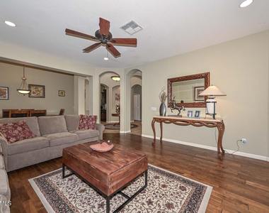 3171 N Palmer Drive - Photo Thumbnail 9