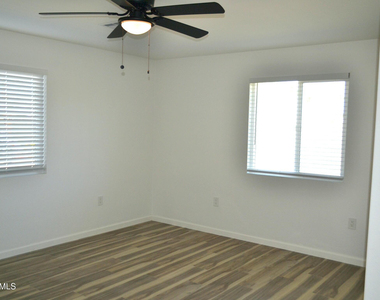 44 N Mountain Road - Photo Thumbnail 11