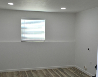 44 N Mountain Road - Photo Thumbnail 7