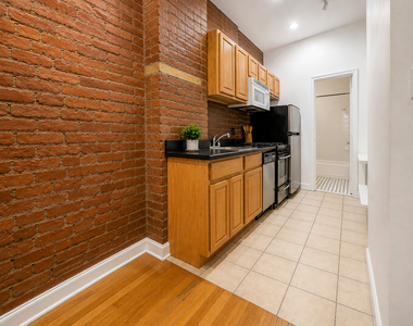 552 West 184th Street - Photo Thumbnail 2