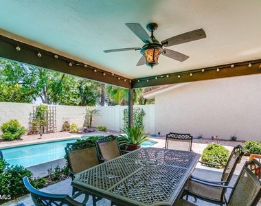 7129 N Via De Alegria - Photo Thumbnail 22