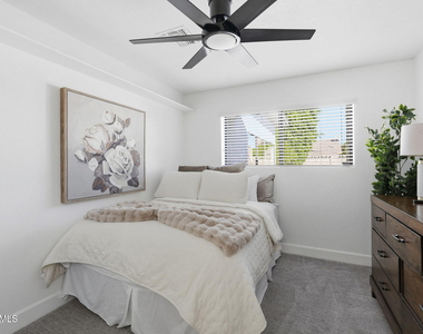 8614 E Jackrabbit Road - Photo Thumbnail 24