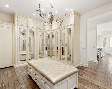 8531 N 49th Street - Photo Thumbnail 24