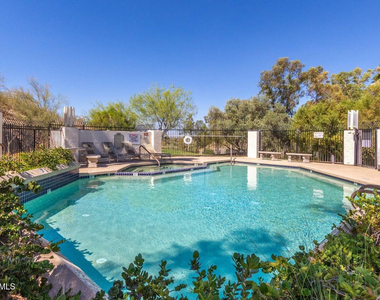 8841 S 51st Street - Photo Thumbnail 45