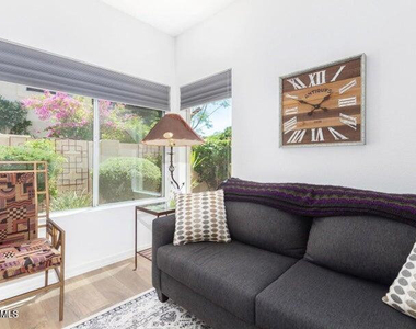 8841 S 51st Street - Photo Thumbnail 17