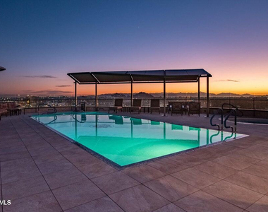 7175 E Camelback Road - Photo Thumbnail 4