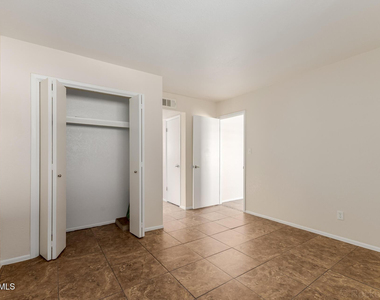 7141 N 16th Street - Photo Thumbnail 12