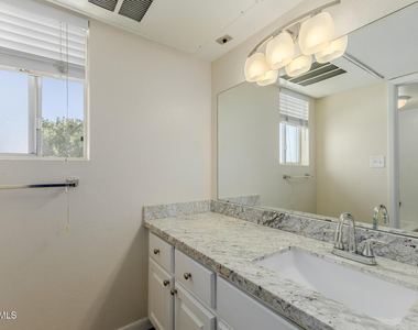 7141 N 16th Street - Photo Thumbnail 13