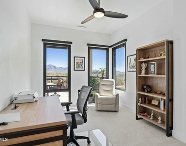 19355 N 73rd Way - Photo Thumbnail 12