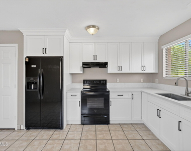 34682 N Kachina Lane - Photo Thumbnail 2