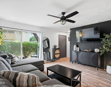 4630 N 68th Street - Photo Thumbnail 7