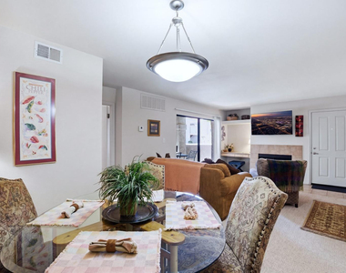 10115 E Mountain View Road - Photo Thumbnail 2