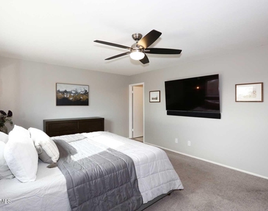 8390 E Solano Drive - Photo Thumbnail 46