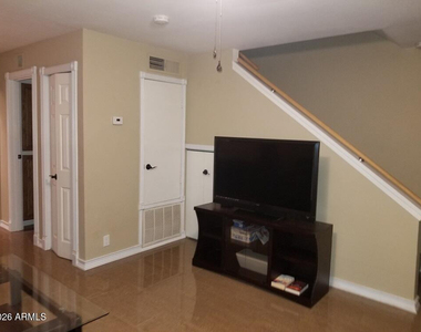 4600 N 68th Street - Photo Thumbnail 15