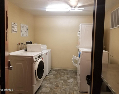 4600 N 68th Street - Photo Thumbnail 10