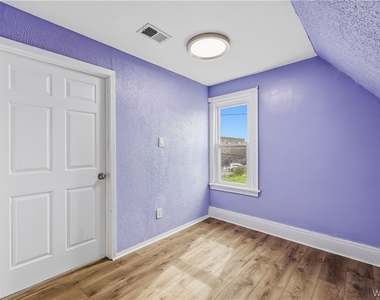 25 Parkridge Avenue - Photo Thumbnail 17