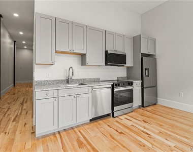 130 Pearl Street Apt 304 - Photo Thumbnail 11