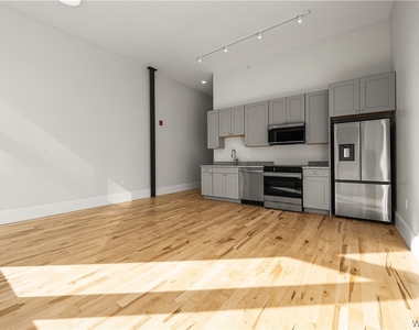 130 Pearl Street Apt 304 - Photo Thumbnail 12