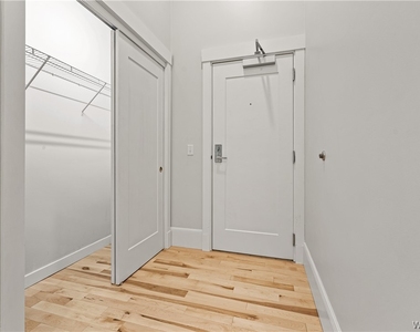 130 Pearl Street Apt 304 - Photo Thumbnail 2